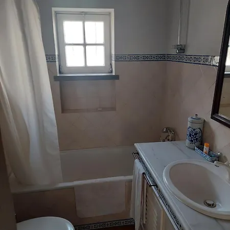 בית נופש Casa Dos Pinheiros *